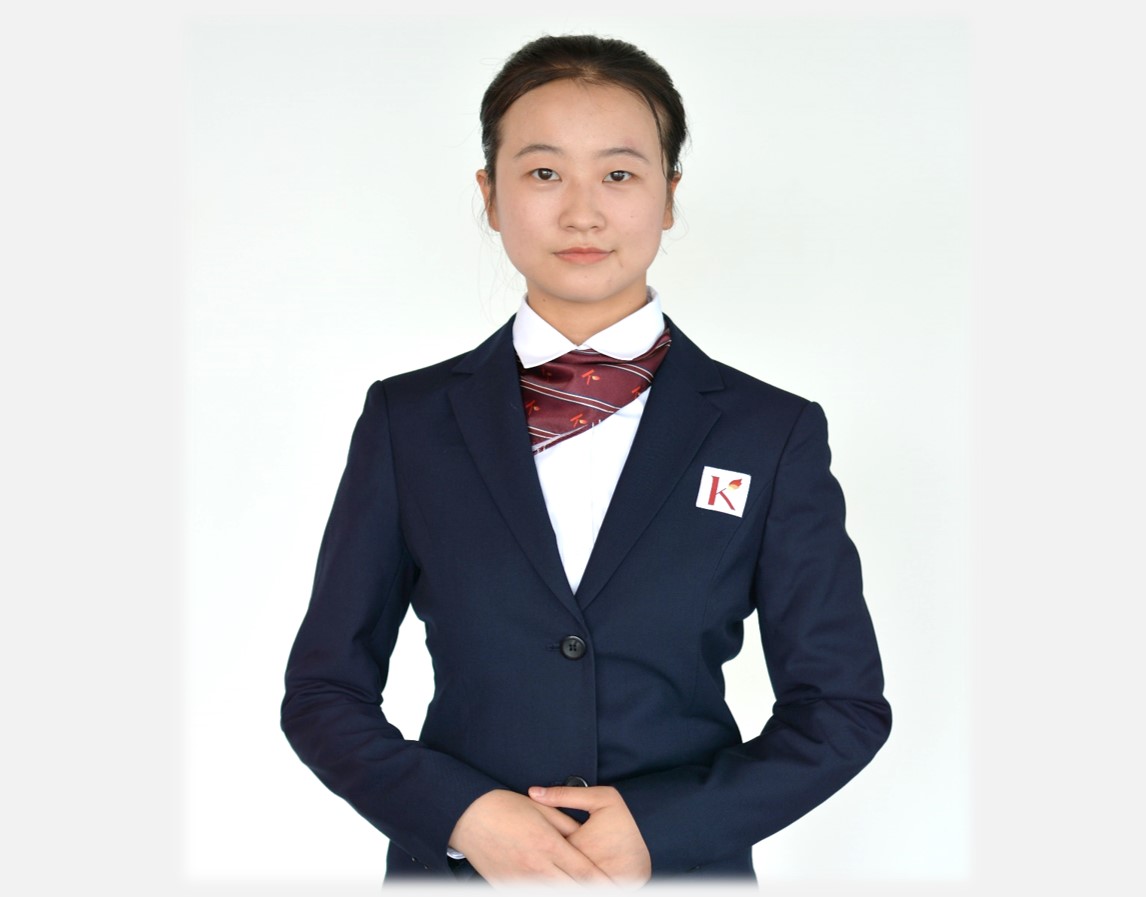 张欣 (三期毕业生，西点制作专业，行业体验酒店於上海半岛酒店)